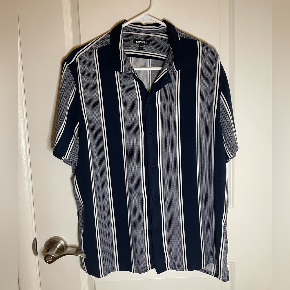 Express Men's Short Sleeve Button-Down